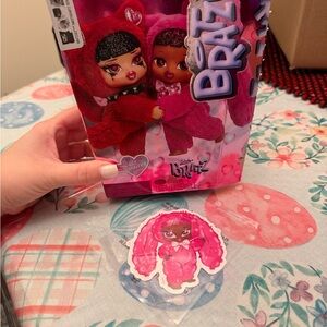 BRATZIEZ SASHA BRAND NEW